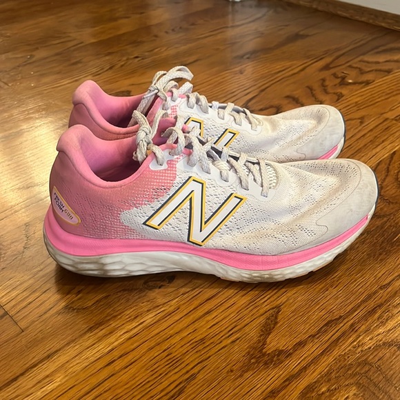 New balance fresh foam 680v7 women’s size 9.5 - Picture 1 of 4